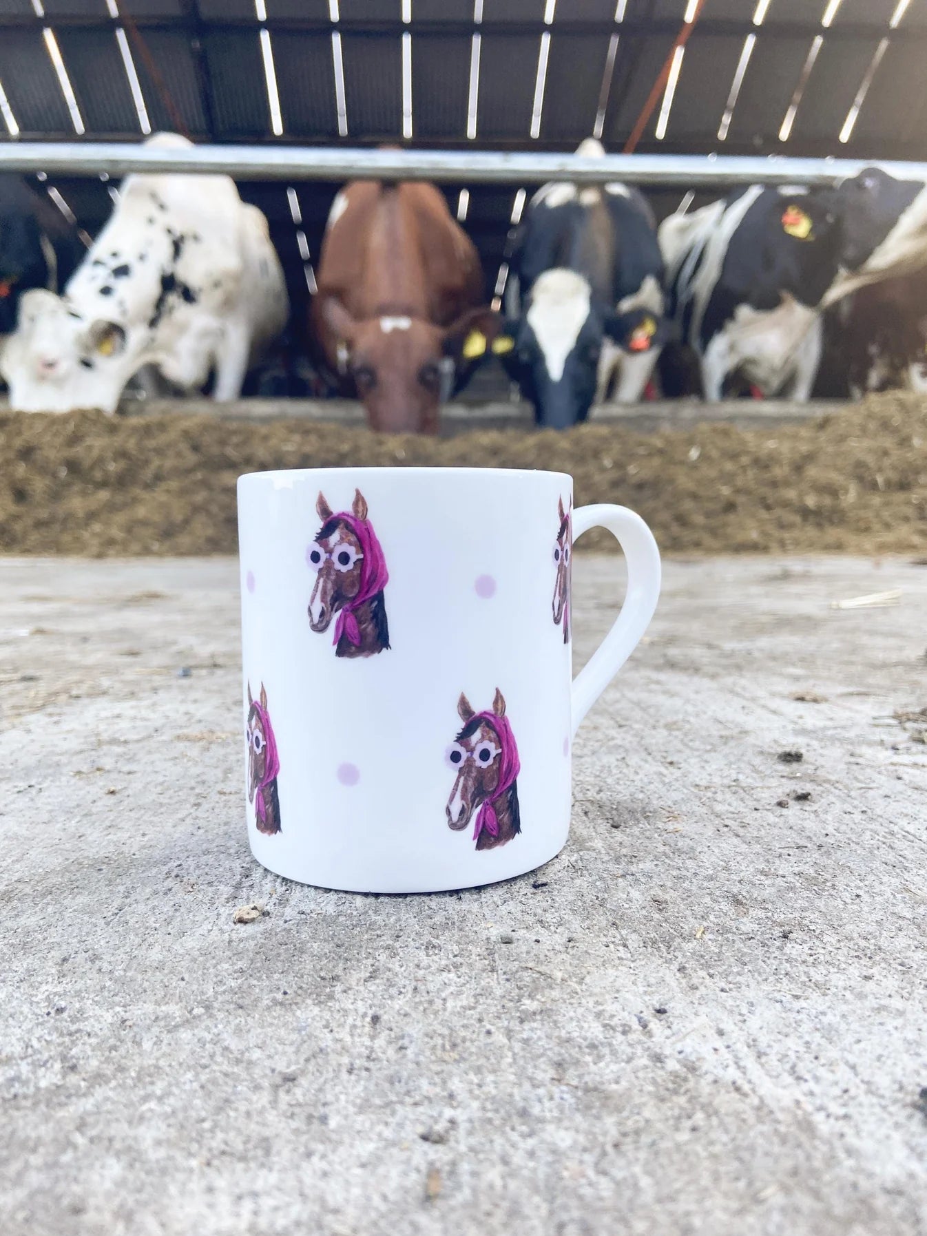 Lillian | Sunglass lady | Hen Fine Bone China Mug | 10 oz
